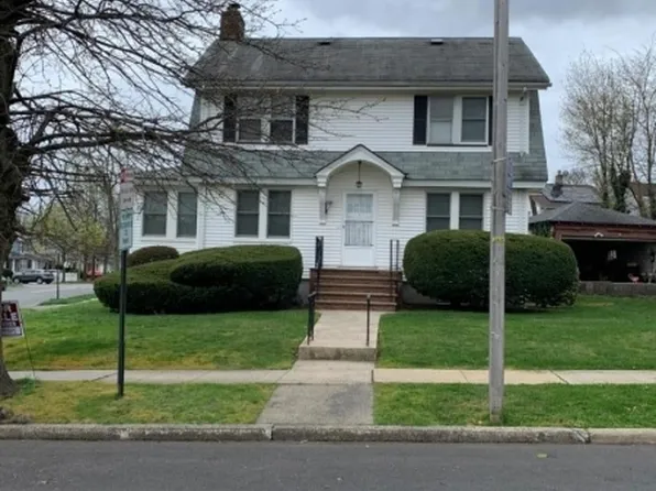 1 Whitman Ave, East Orange City, NJ 07017