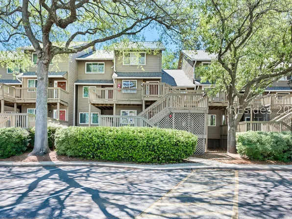 50 Yacht Cove Drive UNIT 327, Hilton Head Island, SC 29928