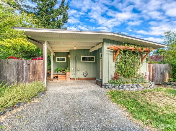 298 Lover's Lane, Orcas Island, WA 98245