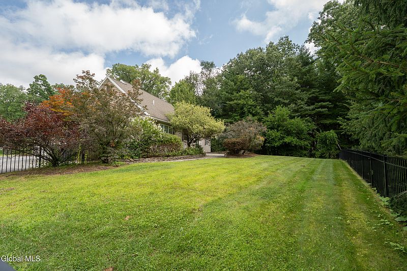 4th image of 6214 Johnston Road