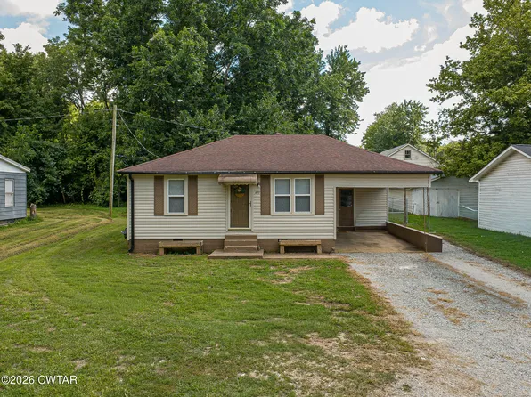 499 E College St, Dyer, TN 38330
