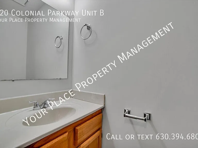 120 Colonial Pkwy #B — Photo 15