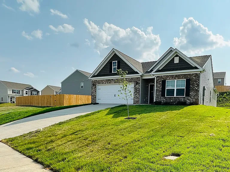 2467 Stream View Ln — Photo 1