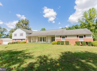 31 Locust Hill Dr, Charles Town, WV 25414