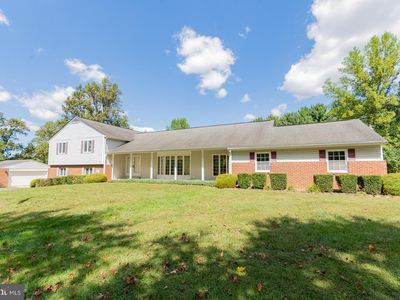 31 Locust Hill Dr, Charles Town, WV, 25414