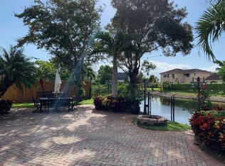 16238 SW 50th Ter, Miami, FL 33185