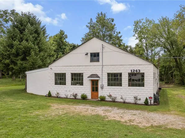 1243 Mayview Rd, Pittsburgh, PA 15241