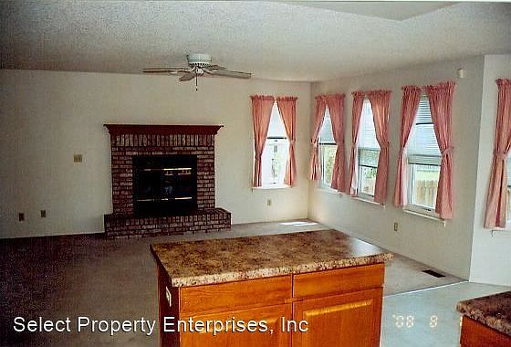 4th image of 3630 Birnamwood Dr