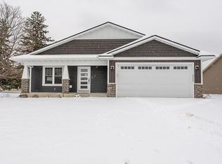 2352 St Andrews Drive, Altoona, WI 54720