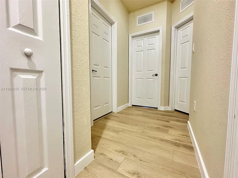 11403 NW 89th St #219 — Photo 26
