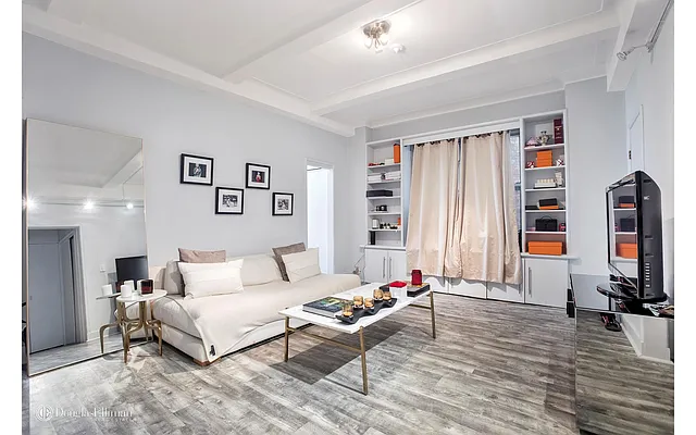 Rented by Douglas Elliman | media 6