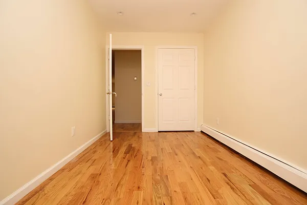 Rented by Nooklyn NYC LLC | media 8