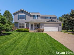10966 Waterway Dr, Allendale, MI 49401