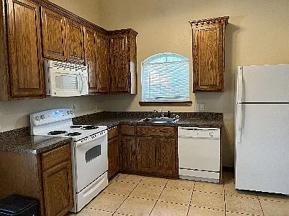 1402 Hunt St #105 — Photo 3