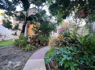 3852 Elm Ave, Long Beach, CA 90807