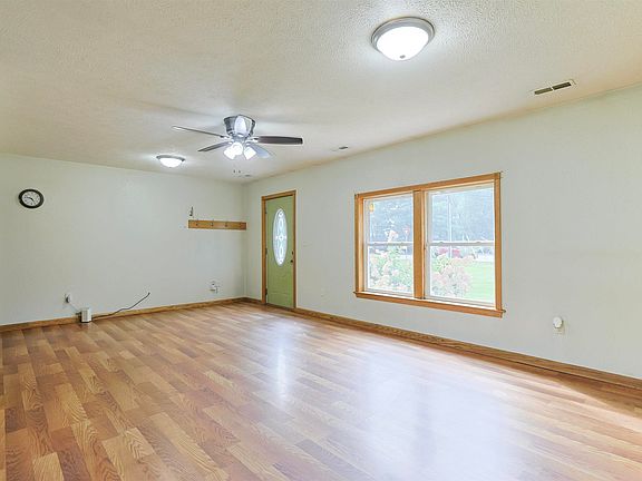 5th image of 58056 Morgan St