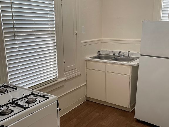 4th image of 530 15th St #530