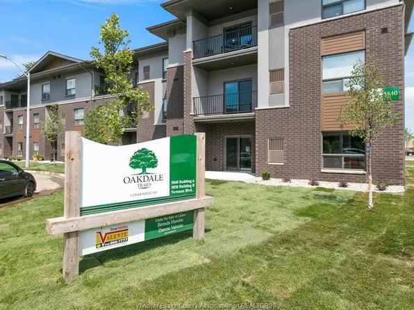 5840 Newman Blvd #318, Lasalle, ON N9J 0E3