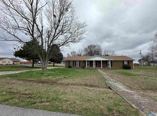114 Barbara St, Athens, AL 35611