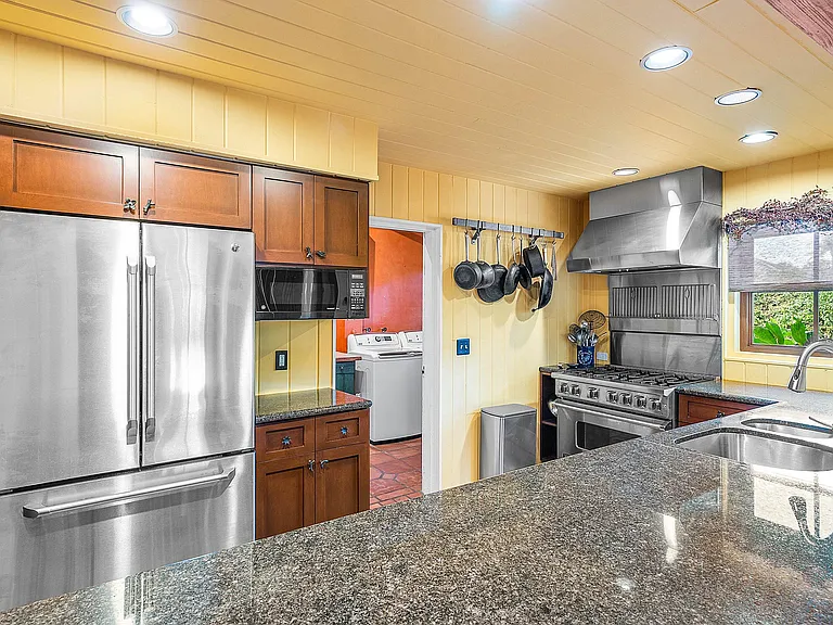 334 Palm Trl — Photo 26