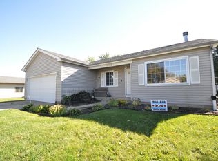 309 Exmoor Dr, Streamwood, IL