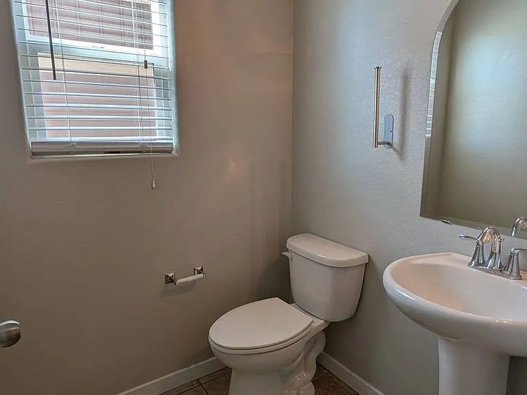 7709 Camille Ct — Photo 8
