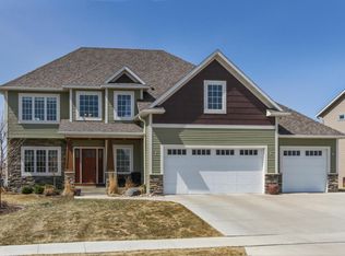 6449 Summit Pointe Rd NW, Rochester, MN 55901