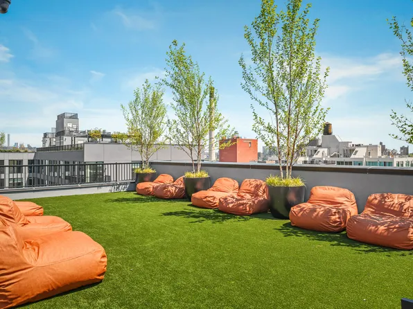 218 Front Street image 42 of 46