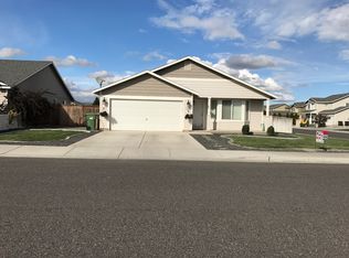 5503 Salem Dr, Pasco, WA 99301