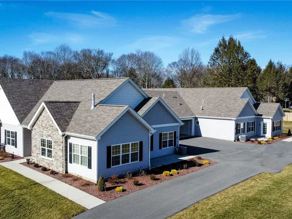 2304 Cherry Tree Dr, Butler, PA 16001