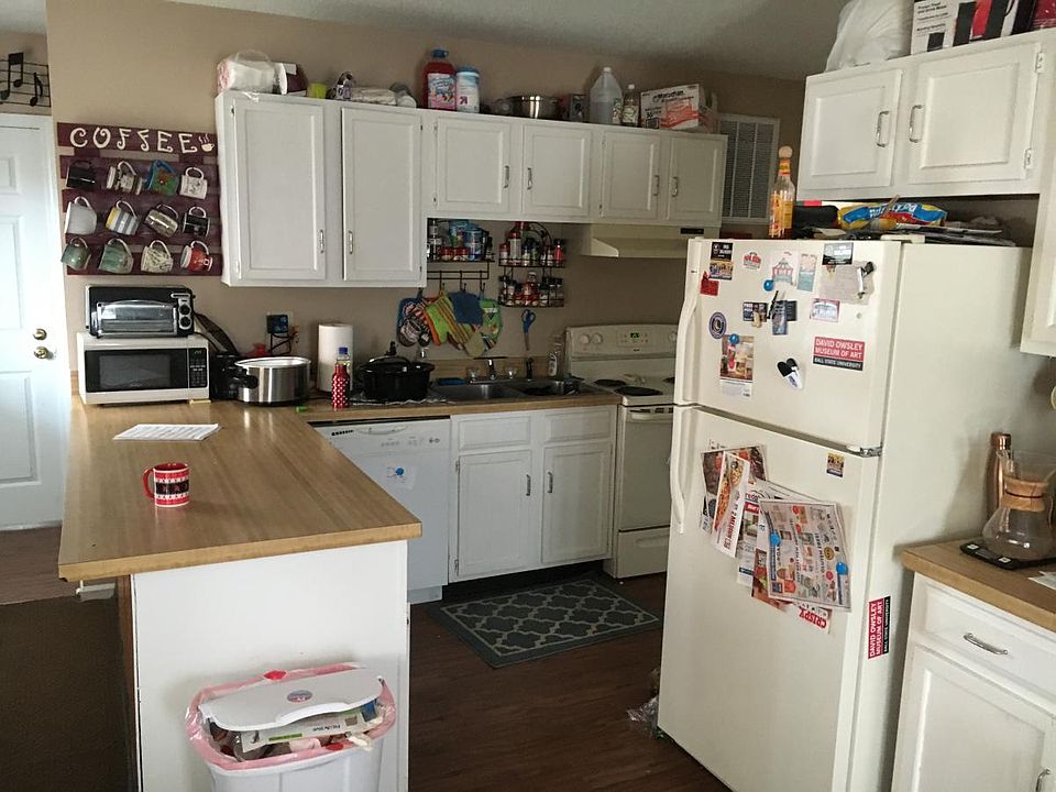 2nd image of 514 N Martin St APT D