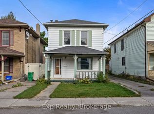 584 Maiden Ln, Peterborough, ON K9H3V2