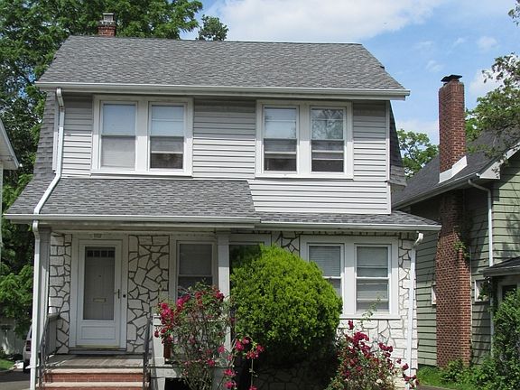3rd image of 390 Elmwood Ave