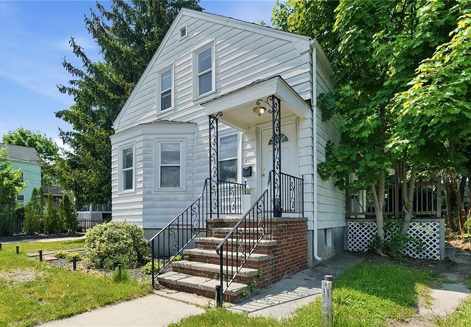 1st image of 40 Sherwood St