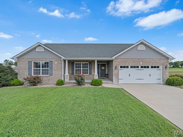656 Lake Mead Ct, Belleville, IL 62220