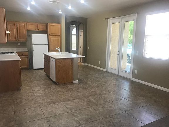 3rd image of 10330 Blue Claws Ln