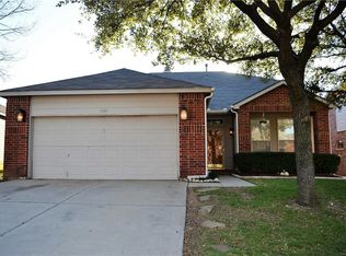 1120 Trinity Trl, Saginaw, TX 76131