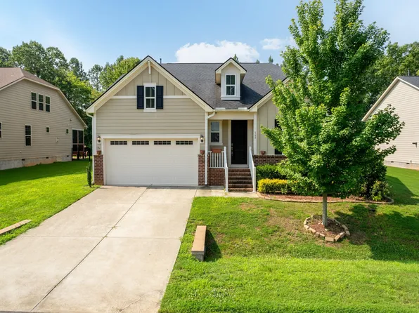 165 Olde Liberty Dr, Youngsville, NC 27596