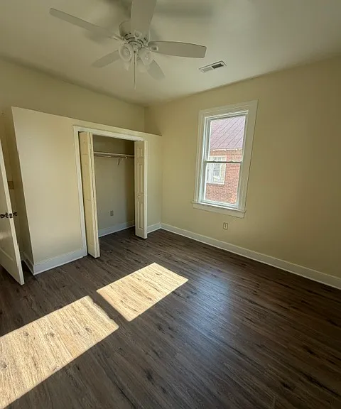 121 Richmond Ave — Photo 7