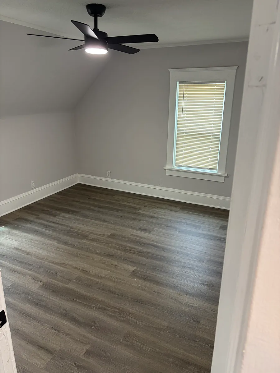 Building Photo - 1601 Oakley Ave
