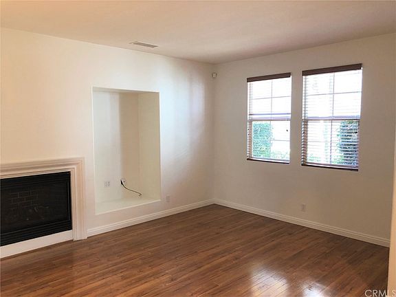 3rd image of 43 Bluff Cove Dr