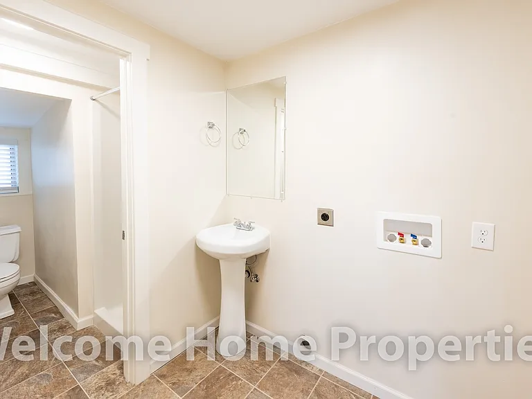 309 SW 6th St — Photo 31