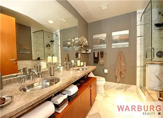 Rented by Warburg | media 31