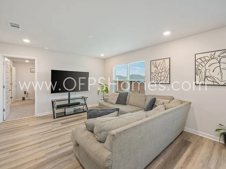 4623 Naval Ct — Photo 23