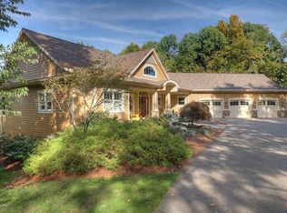 2401 Woodrick Hills Dr NE, Ada, MI 49301