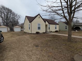 310 N Cypress St, Advance, MO 63730