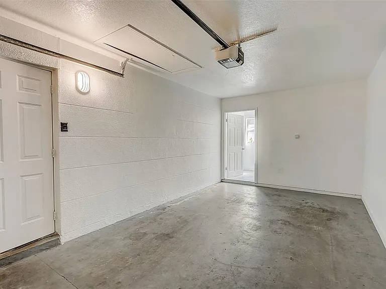 626 S Osprey Ave — Photo 20