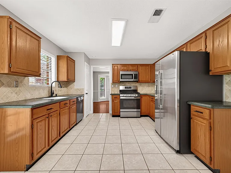 34 Green Slope Pl — Photo 16