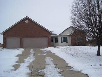 1st image of 285 Thames Ct
