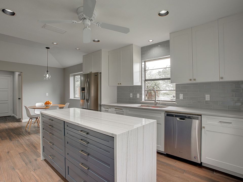 9614DoveMeadowDr-22.jpg